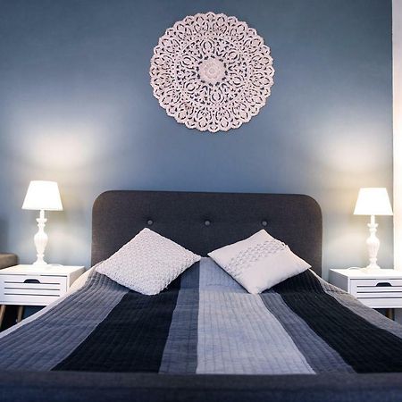 Ultra Central Apartment คลูจ-นาโปกา ภายนอก รูปภาพ