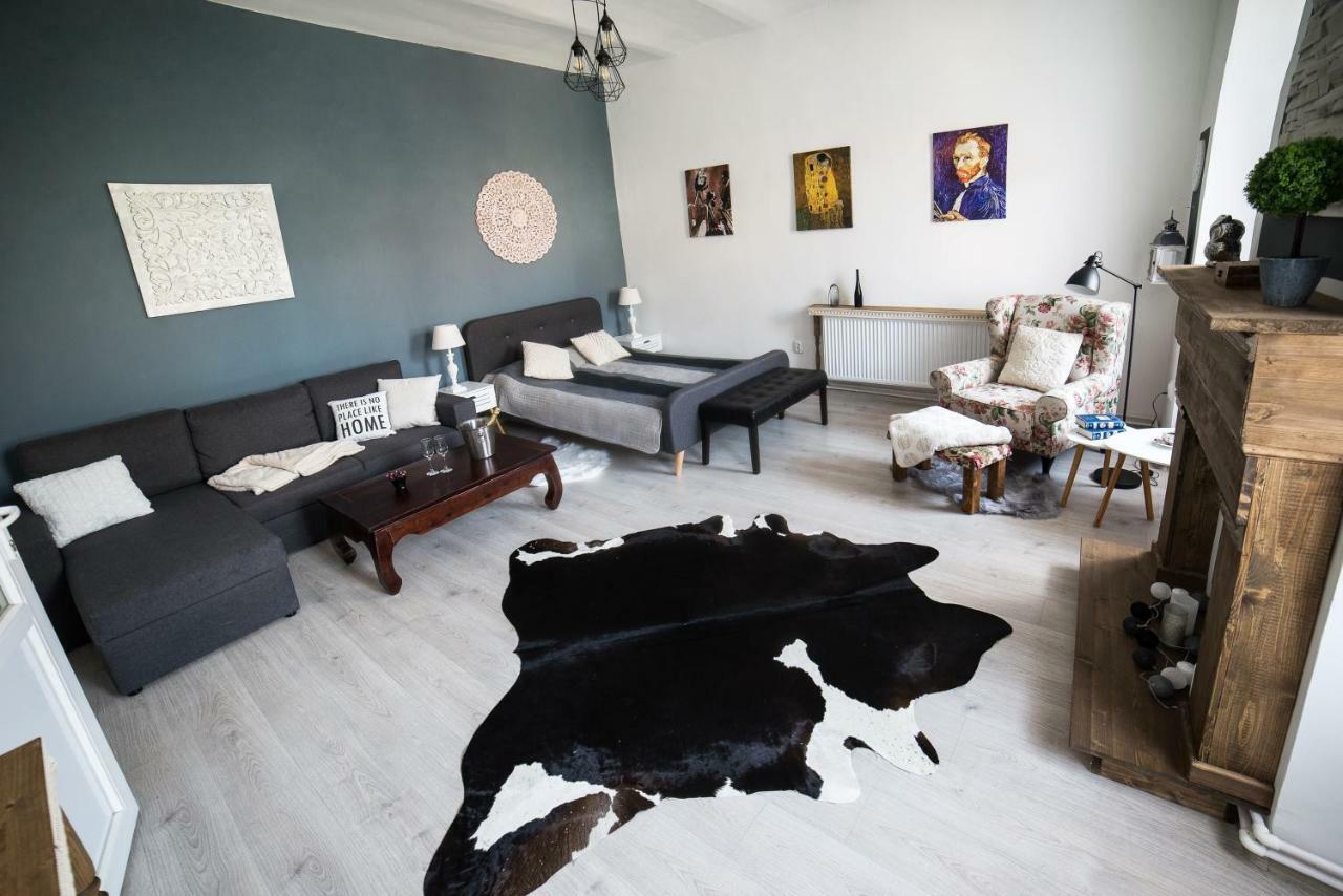 Ultra Central Apartment คลูจ-นาโปกา ภายนอก รูปภาพ