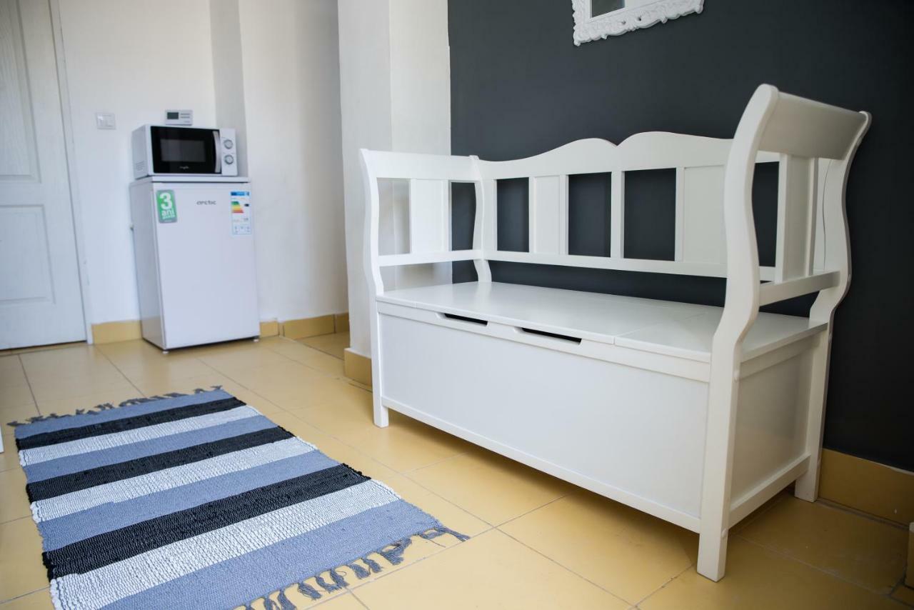 Ultra Central Apartment คลูจ-นาโปกา ภายนอก รูปภาพ
