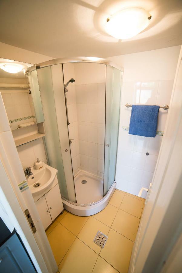 Ultra Central Apartment คลูจ-นาโปกา ภายนอก รูปภาพ